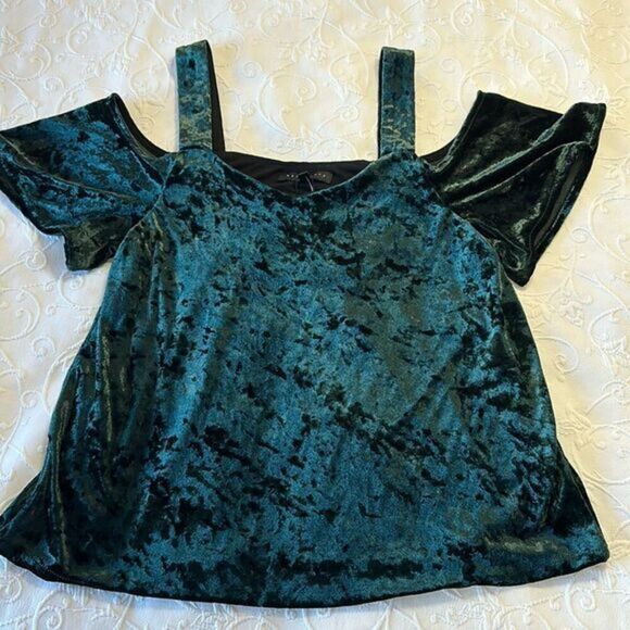 Sanctuary Urban Woodlands Meadow‎ Green Velvet Cold Shoulder Shirt Size Small - Picture 1 of 5